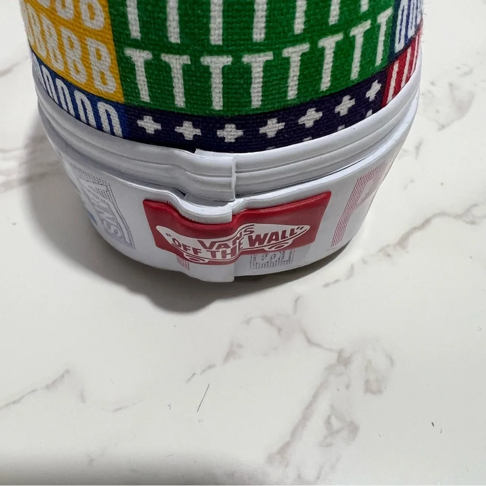 NWOB‎ Pride Multicolored Vans Sneakers -- Women's 8.5 -- Men's 7